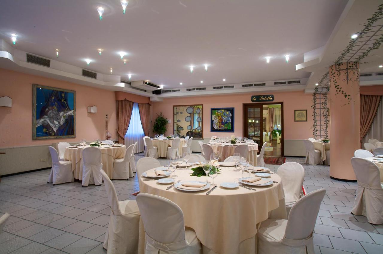 Hotel Giardino San Lorenzo in Campo Exterior foto